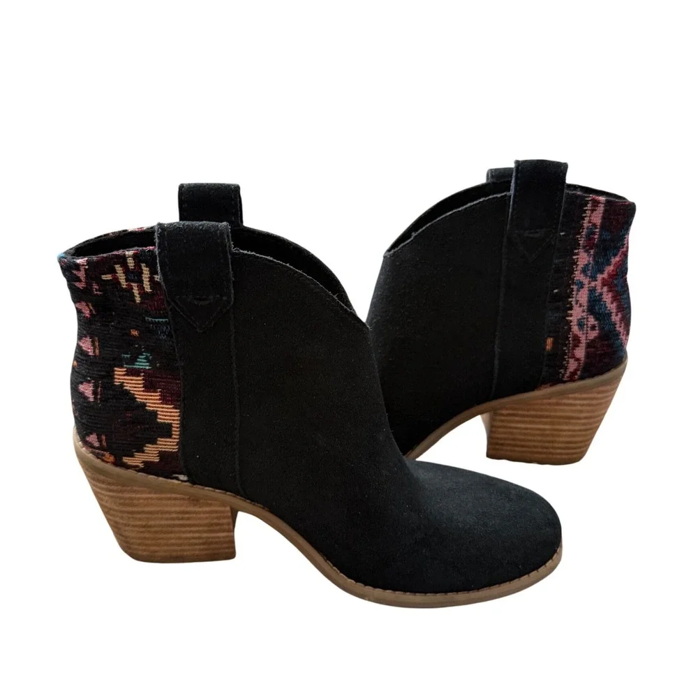 TOMS Marina Black Suede Tapestry Western Ankle Boots OrthoLite Size 6 NEW